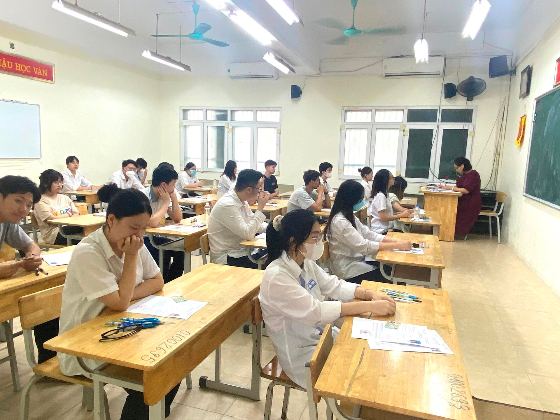 Kỳ thi tốt nghiệp trung học phổ thông năm 2024 và công tác tuyển sinh năm học 2024-2025 trên địa bàn tỉnh Khánh Hòa